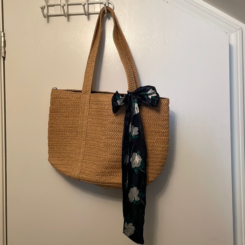 Like new Draper James straw bag/purse